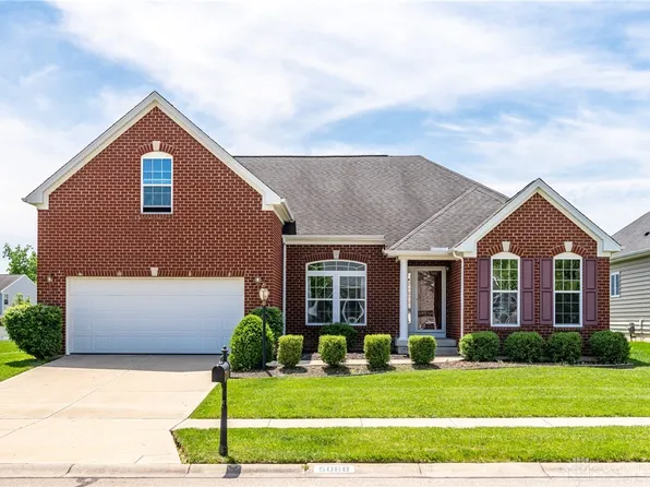 5068 Meadowview St, Tipp City, OH 45371