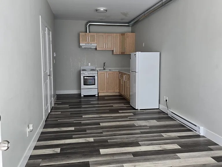 6242 Dwyer Cres — Photo 15