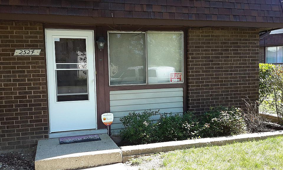 1st image of 2524 Berkshire Ct
