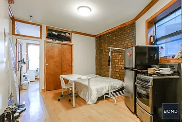 Rented by Bond New York