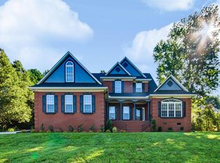 221 N Lake Emory Dr, Inman, SC 29349