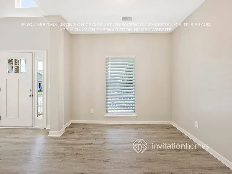 1721 Freiburg Dr — Photo 2