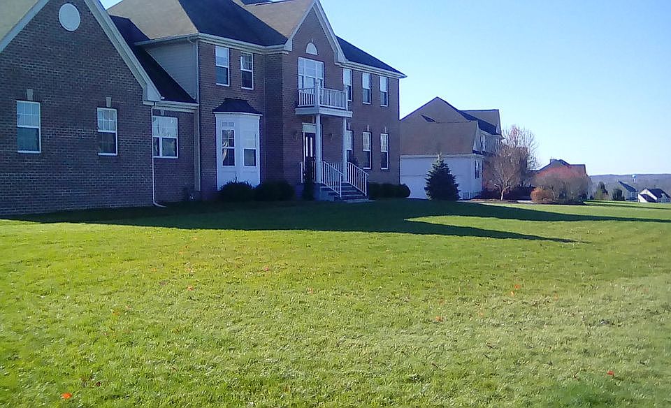 Front Yard, Brick Face