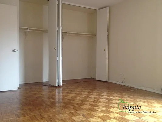 Rented by Bapple | media 24