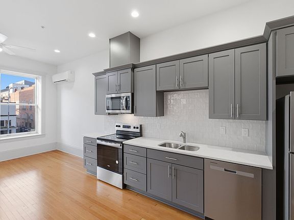 3rd image of 455 Court St NE #204