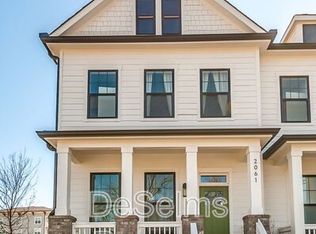 2061 Oakwood Ave, Nashville, TN 37207
