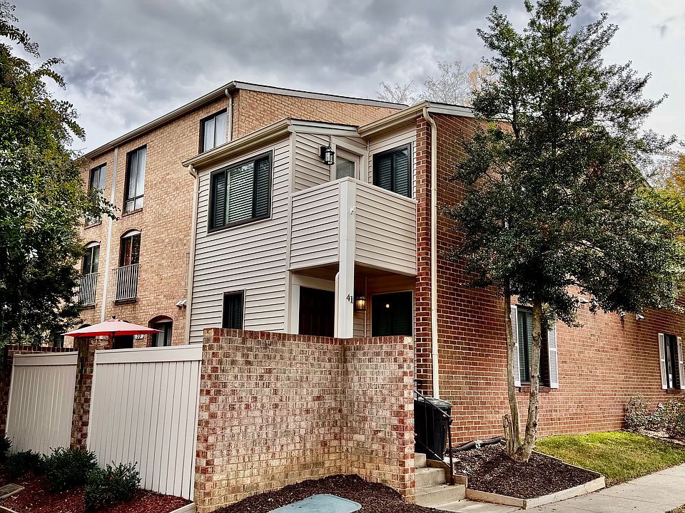 1st image of 41 Brassie Ct