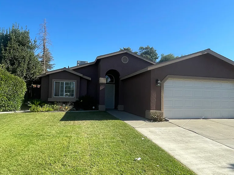 1915 Hatch Ave — Photo 4