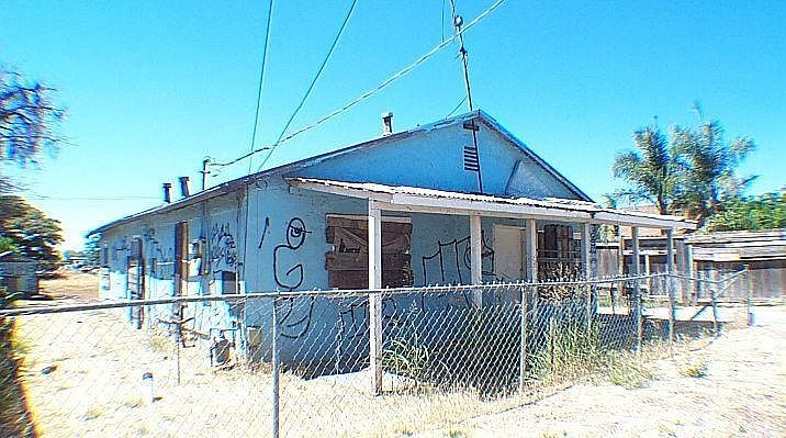 2nd image of 3422 Sierra St