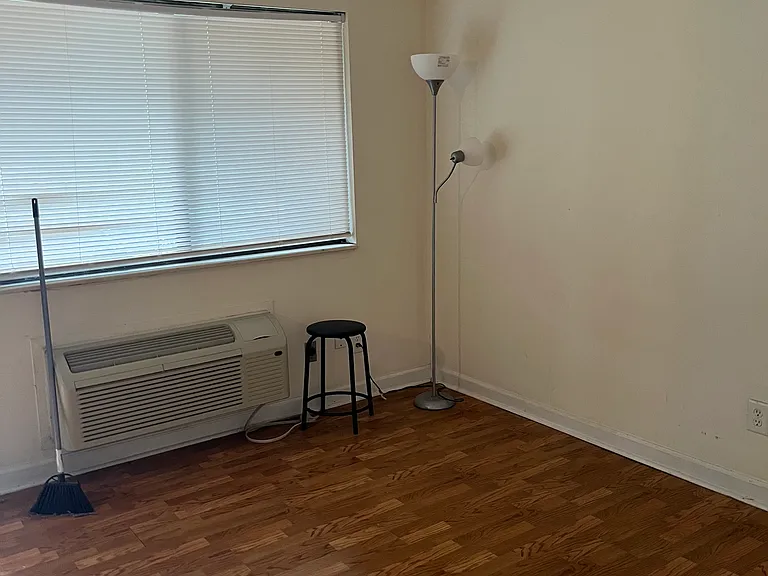2718 Painter Ave #C109 — Photo 10