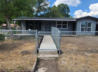 971 Chalmers Ave #B, San Antonio, TX 78211