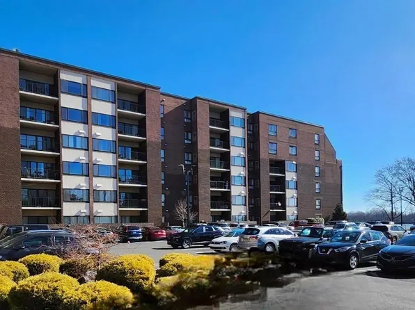 5100 Convent Ln APT 114, Philadelphia, PA 19114