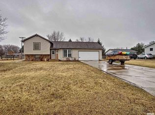 3019 118th Ave W, Milan, IL