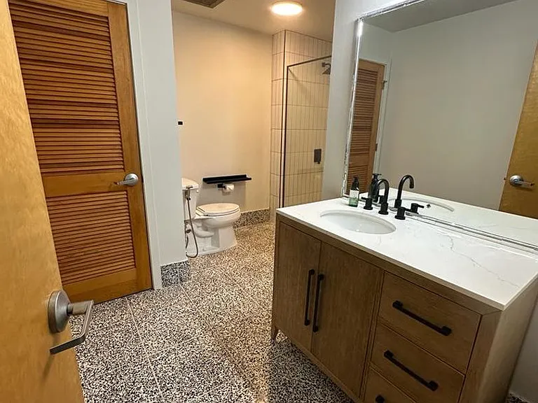 505 Whitehall St SW #205 — Photo 12