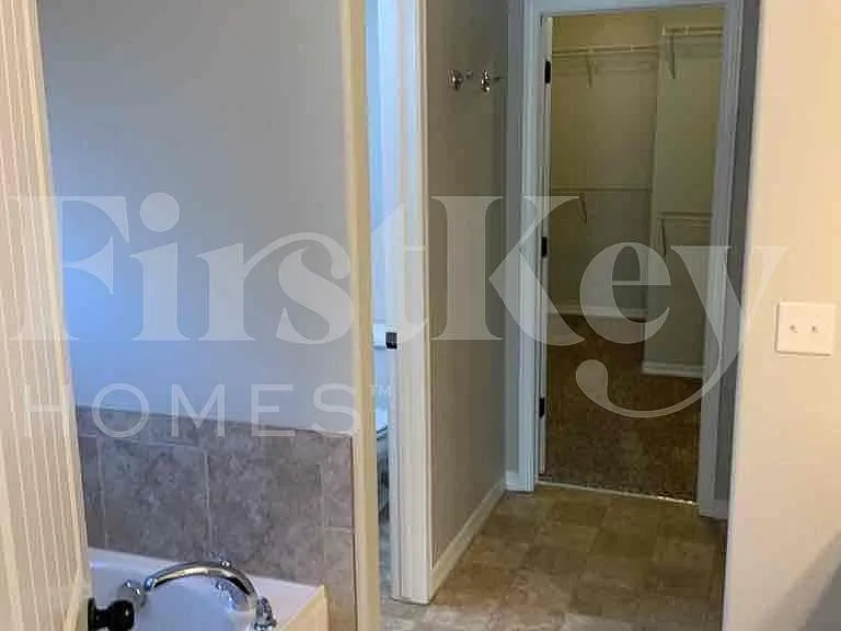 3644 Saguaro Cir — Photo 11