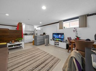 386 Ellerslie Ave #A, Toronto, ON M2R1B9