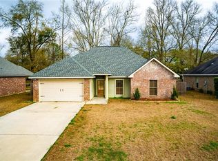 17447 Milan Dr, Hammond, LA 70403