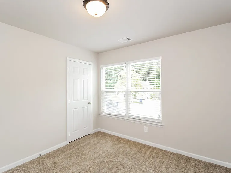 121 Danville Trl — Photo 14
