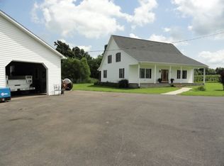 920 Twin Hill Rd, Mayfield, KY 42066