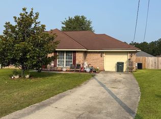 873 Birchwood Ln, Hinesville, GA 31313