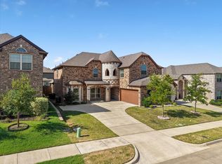 118 Red Pine Dr, Red Oak, TX 75154