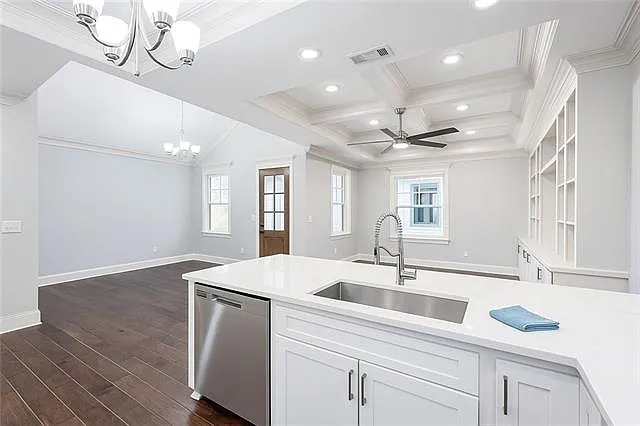 3410 Lowerline St — Photo 12