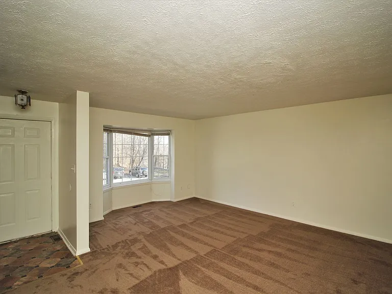 72 Stone Park Pl — Photo 5