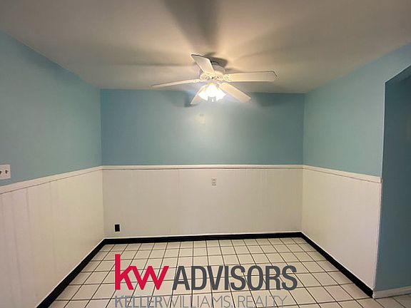 5th image of 464 Grand Ave APT 2