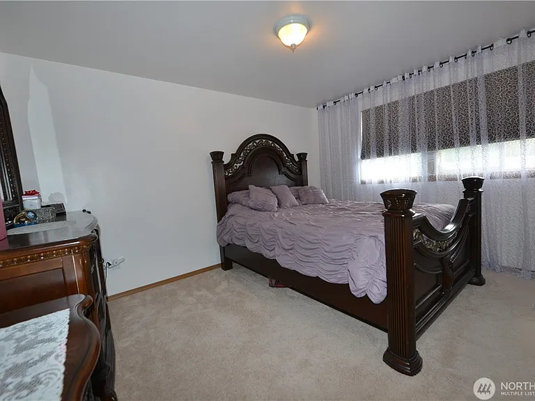 32301 2nd Ave SW — Photo 11