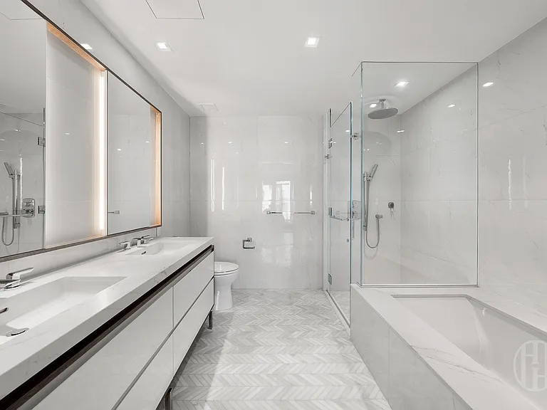 505 W 43rd St #14H — Photo 11