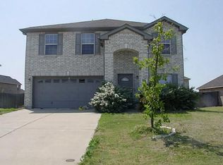 1371 Saltillo St, Grand Prairie, TX 75051
