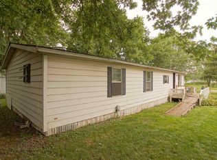 7703 W Swick Rd, Claypool, IN 46510