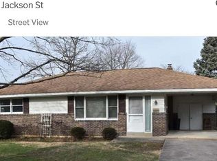 27 E Jackson St, Fleetwood, PA 19522