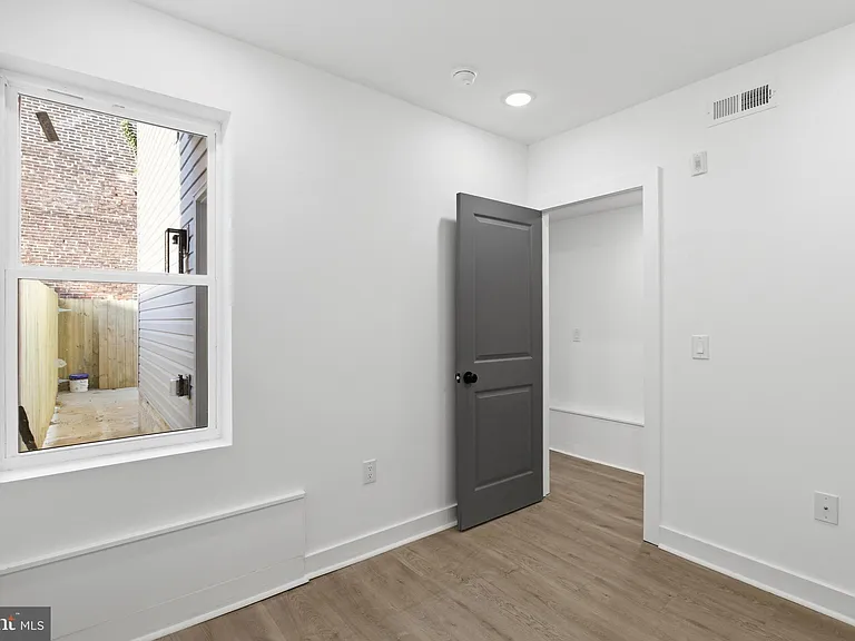 630 W Cumberland St #1 — Photo 10