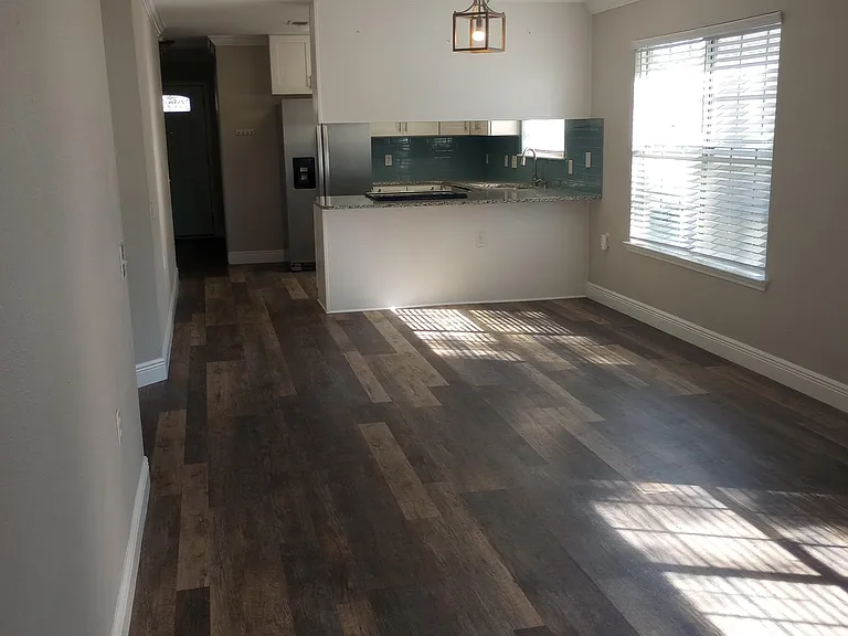 1153 Sweetbriar St — Photo 2