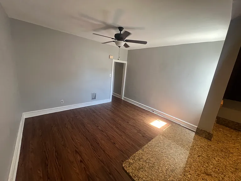 1310 N Scott St — Photo 6