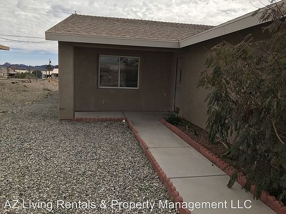 2nd image of 3470 Tomahawk Dr APT 101