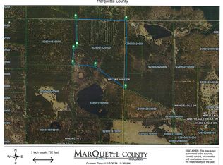 Eagle Ct, Oxford, WI 53952