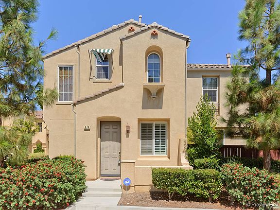 2nd image of 978 Mira Lago Way