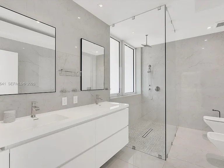 7830 Atlantic Way — Photo 20