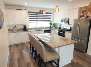 8024 Olive Ln, Downey, CA 90241