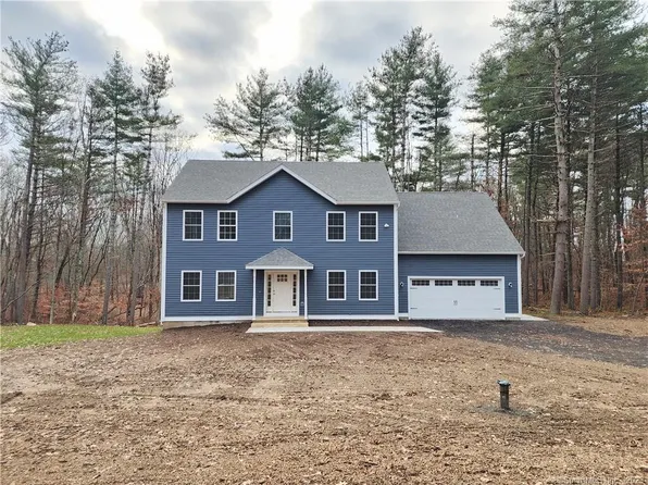 277 Wauregan Road, Canterbury, CT 06331