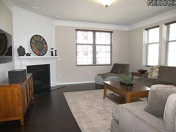 4th image of 6410 Park Pointe Ct
