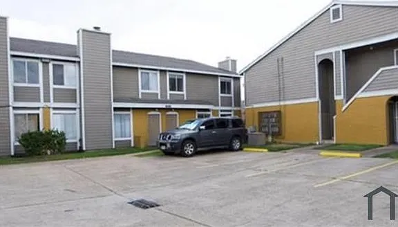 3 bed, 1400 sqft, $1,650 — Photo 2