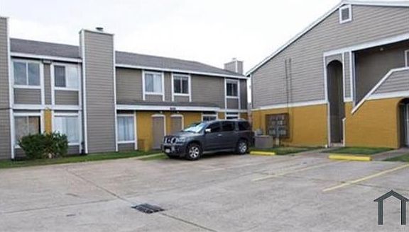 2nd image of 12615 Ashford Meadow Dr APT D