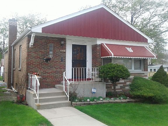 3rd image of 8500 S Damen Ave