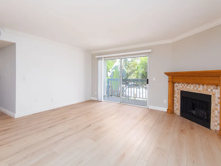 3839 Motor Ave #105 — Photo 3