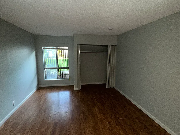 4140 Venus Pl — Photo 10