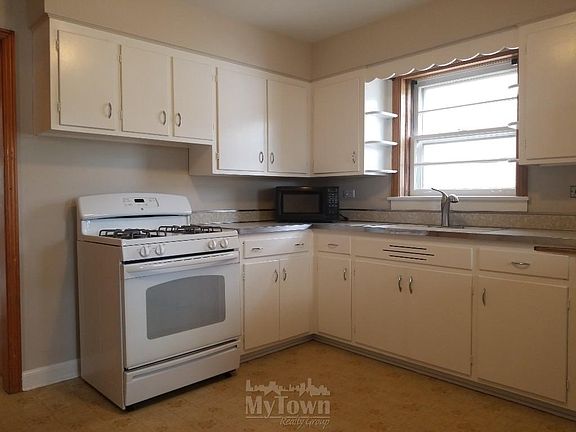 4th image of 5209 W Montrose Ave #2