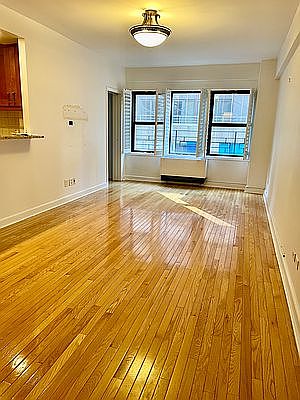 1st image of 150 E 56th St APT 11A